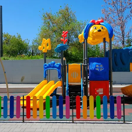 Chill O'clock In Odyssey Spa&pool * Mamaia